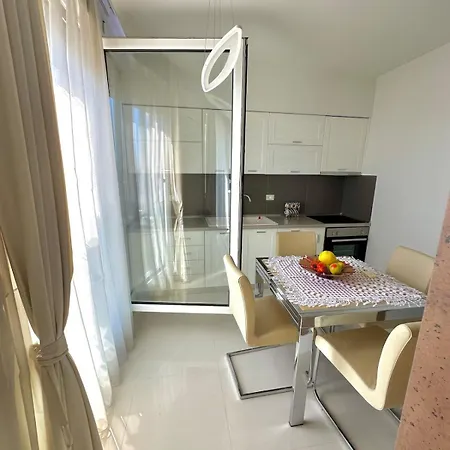 Apartament Seaside Serenity